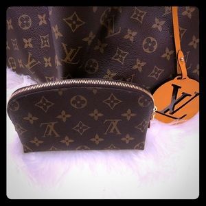 Louis Vuitton Original Monogram Cosmetic Bag